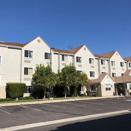 Microtel Inn & Suites, Morgan Hill Exterior foto